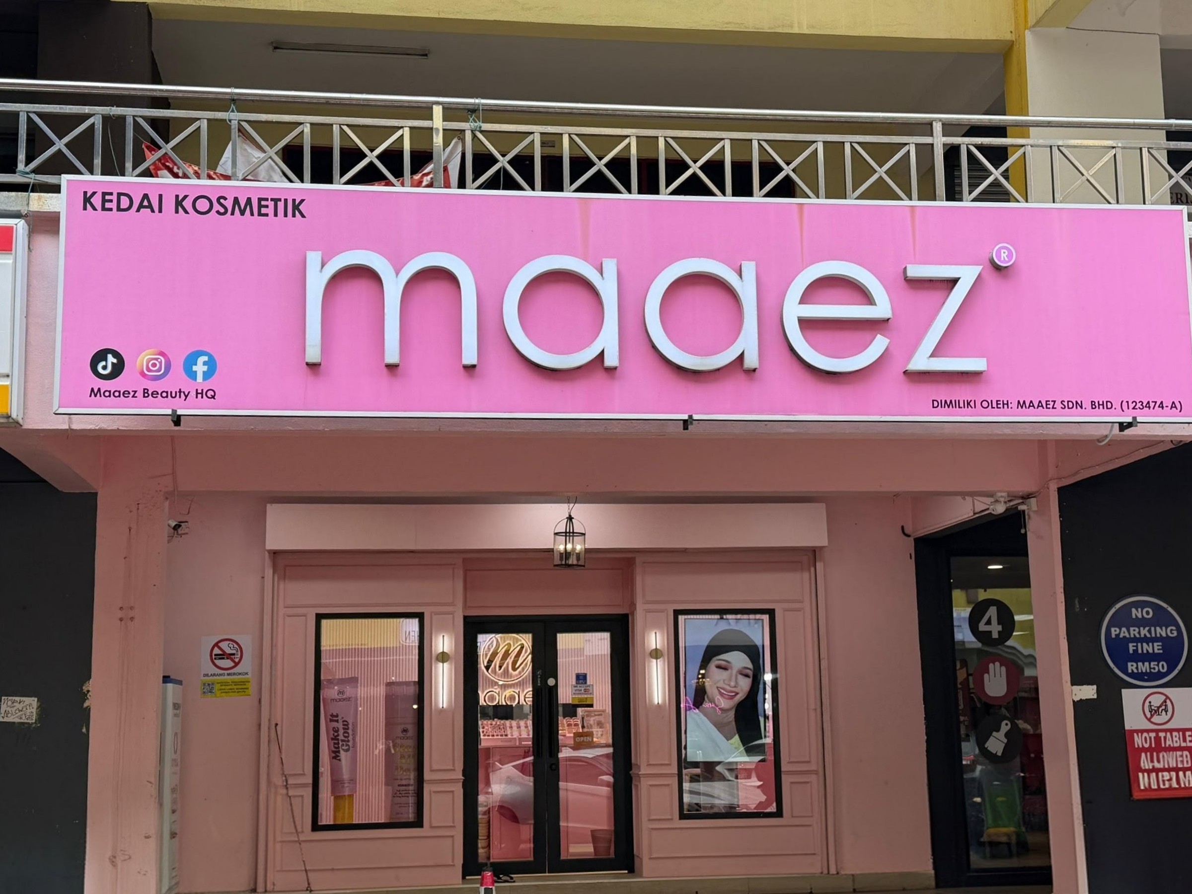 MAAEZ Platinum Walk